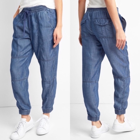 SOLD GAP | seamed light indigo jogger - Picture 2 of 8
